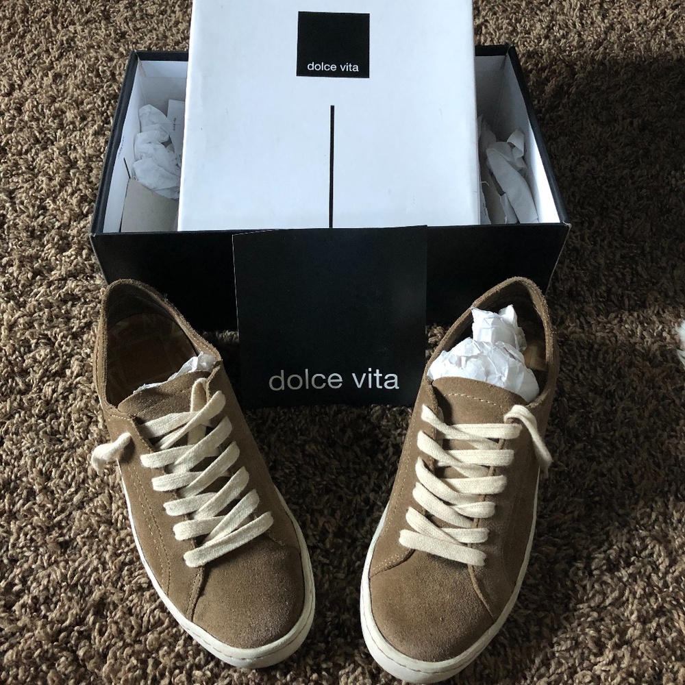 Dolce Vita Sneakers